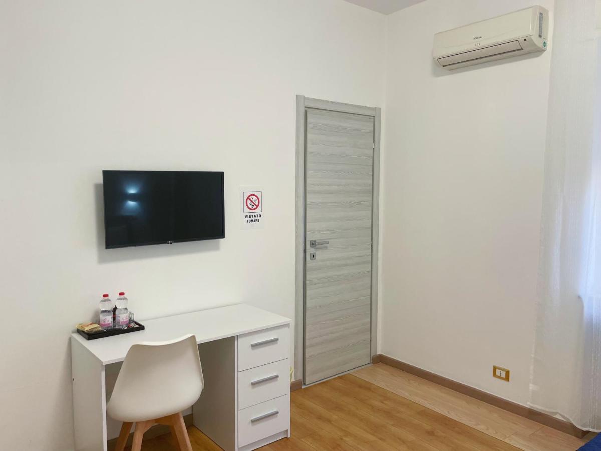 Nuovo Confortini Rooms Sunday Верона Экстерьер фото