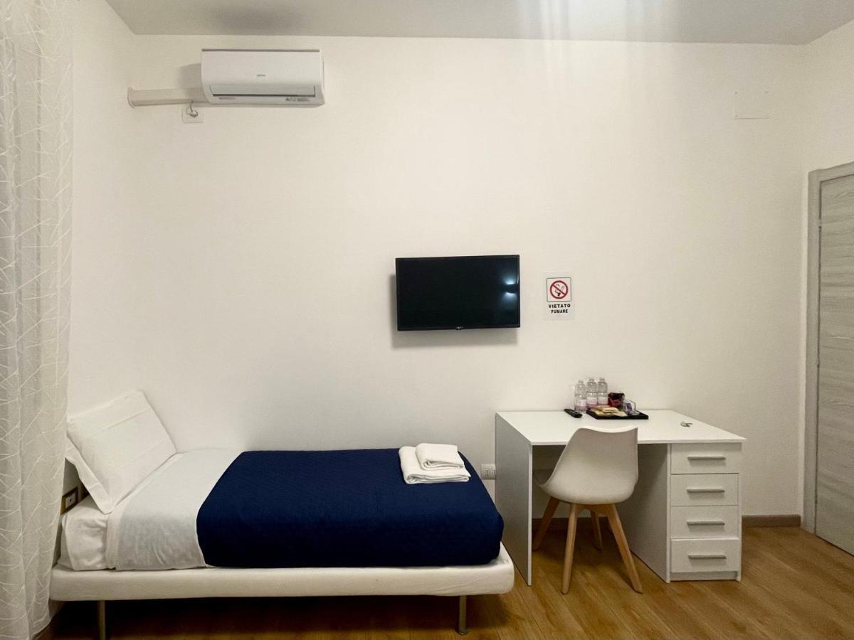 Nuovo Confortini Rooms Sunday Верона Экстерьер фото