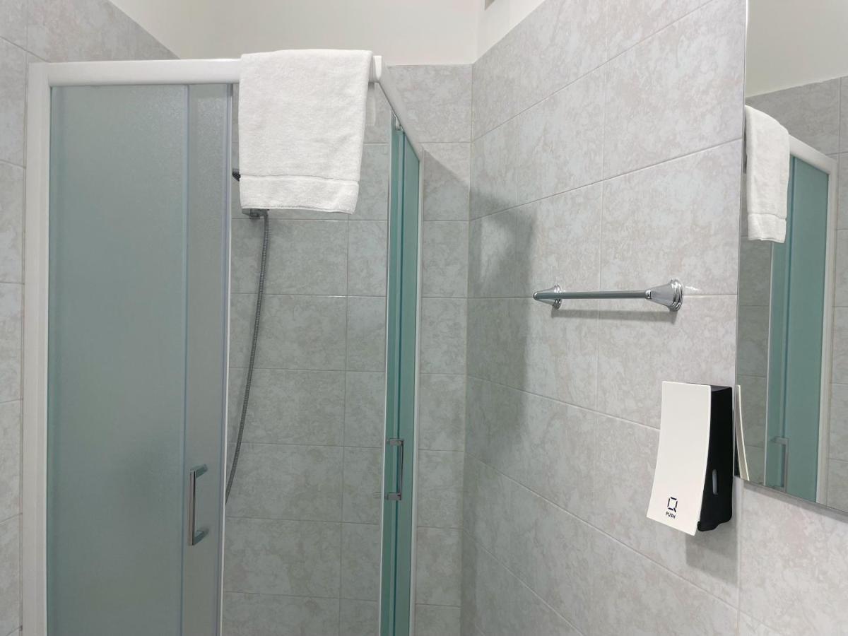 Nuovo Confortini Rooms Sunday Верона Экстерьер фото