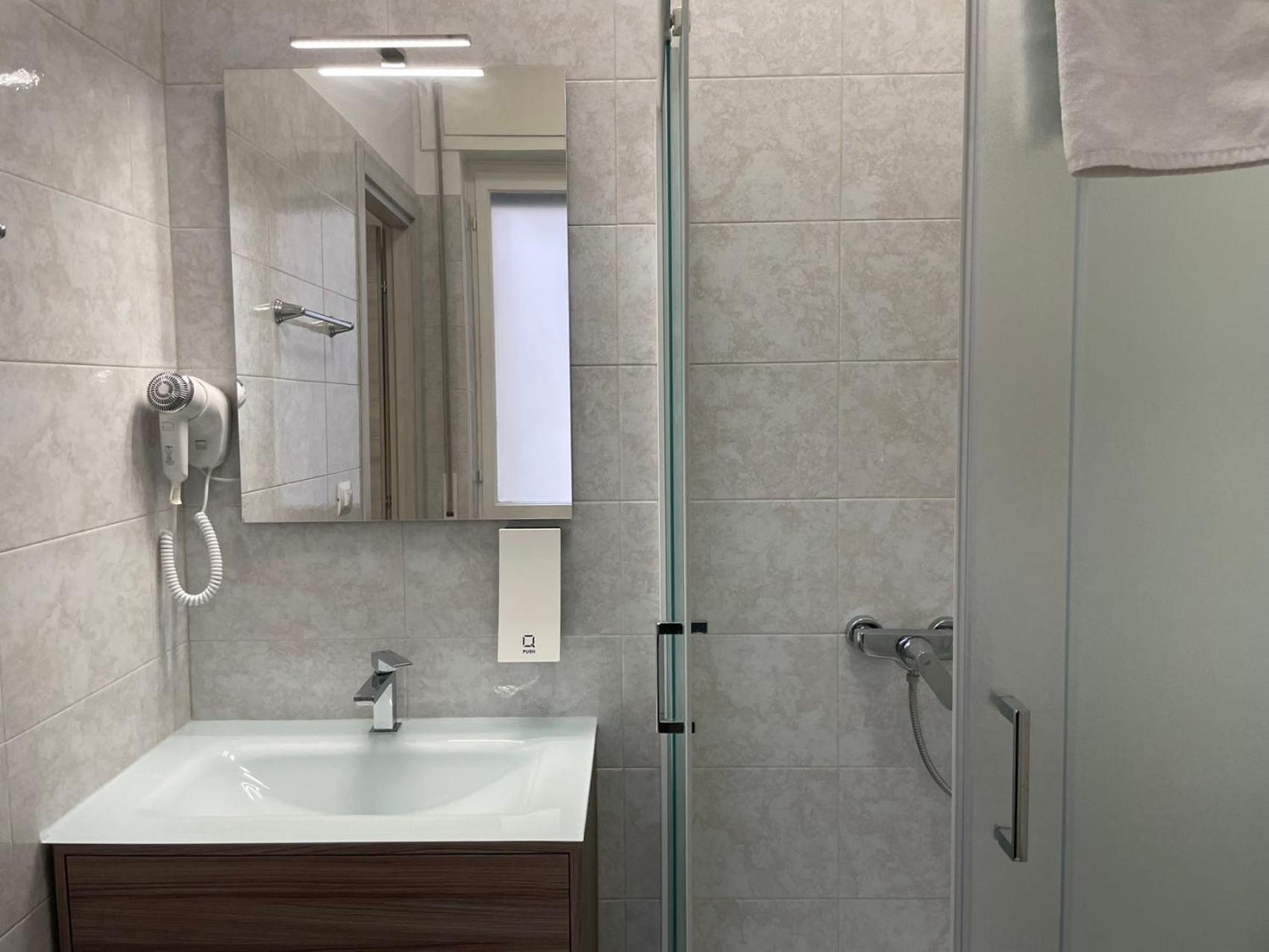 Nuovo Confortini Rooms Sunday Верона Номер фото